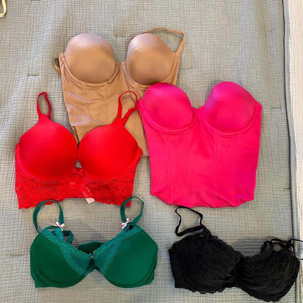GUC Victoria’s Secret 32D Bras - lot of 6